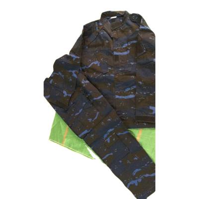 China Woodland Anti-Static Wholesale Tactical Camouflage Rip-Stop Military Uniform for sale