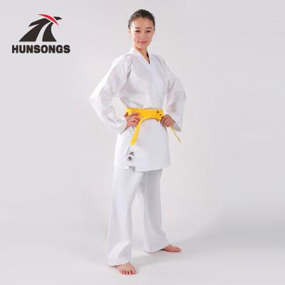 China High Level Supplier Martial Arts Embroidery Easy Wash Garment Fitted Karate Uniform Gi for sale