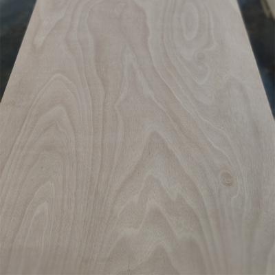 China Traditional 1220*2440*18mm 2 Times Hot Press Poplar Core E0 Glue Okoume Plywood for sale