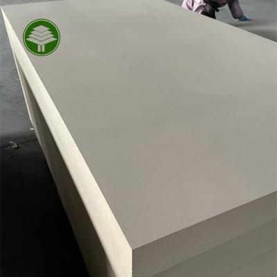 China Moisture-Proof Factory Directly Price 18mm 1220*2440mm MDF Board Plain MDF for sale