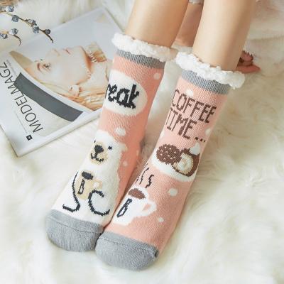 China 2021 QUICK DRY home carpet socks autumn winter cartoon pattern high quality cute animal thick warm socks slippers for sale