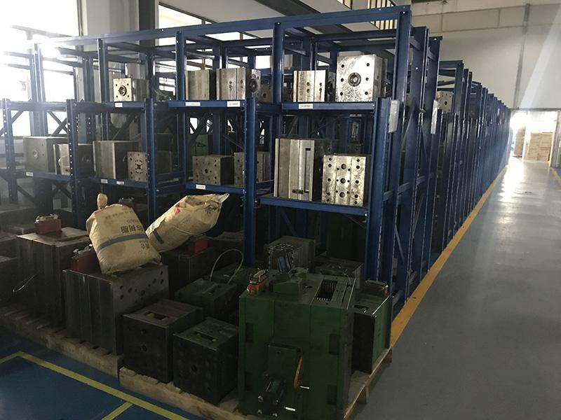 Verified China supplier - Yuyao Luto Plastic Mould Co., Ltd.