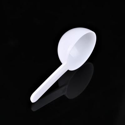 China Viable White Plastic Milk Powder Spoon Wholesale Plastic Spoon 25ml Powder Spoon Small Size Plastic for sale