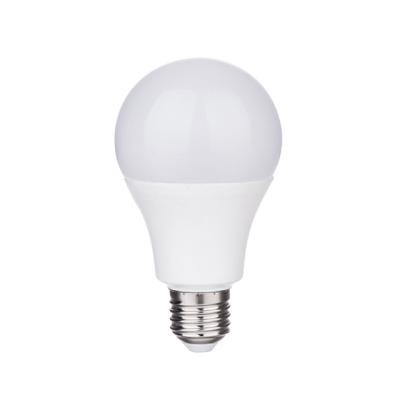 China Plastic E27 B22 A60 Desk Led Bulb 5W 7W 9W E27 Led Bulb for sale