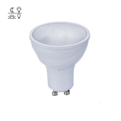 China Unborn landscape 3W gu10 LED bulb daytime night sensor twilight led spot bulb light for sale