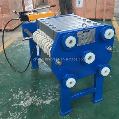 China Hotels Manual Operation Hydraulic Filter Press For Solid Liquid Separation for sale