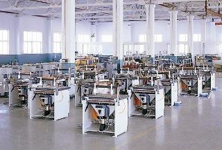 Verified China supplier - Qingdao Huashunchang Wood-Working Machinery Manufacturing Co., Ltd.