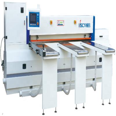 Cina Furniture 1325 CNC Router / 1250*2500 mm 4 Axis Wood CNC Router Machine For Price in vendita