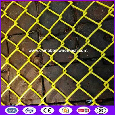 China Yellow color PVC coating 70x70mm-9gauge chain wire mesh for Playing Fields for sale