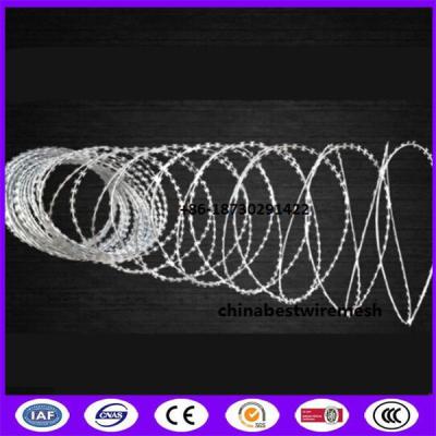 China high security razor barbe wire  cage for Military Prison Barriers fence en venta