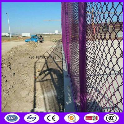 China Pink color chain link fence wire mesh for basketball court made in china en venta