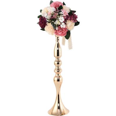 China Durable European Style Candlestick Gold Candle Holder Road Ahead Romantic Wedding Party Festival Decor for sale