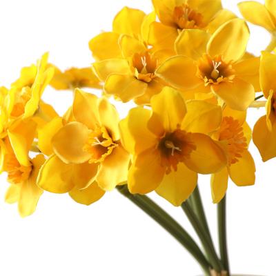 China Silk Dry Bouquet Narcissus Wedding Home Decoration Flower Best Selling Artificial Daffodil Goods 2022 for sale