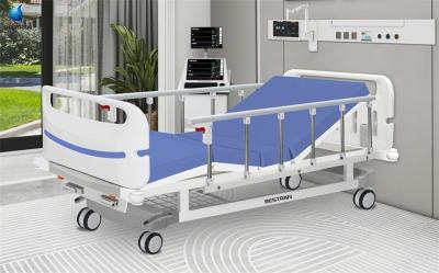 China Easy Moving Manual Hospital Bed With Side Rails Mattress For Emergency Room for sale