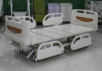 China Medical Manual Hospital Bed 3 Function Low Maintenance For General Wards Surgical Units for sale