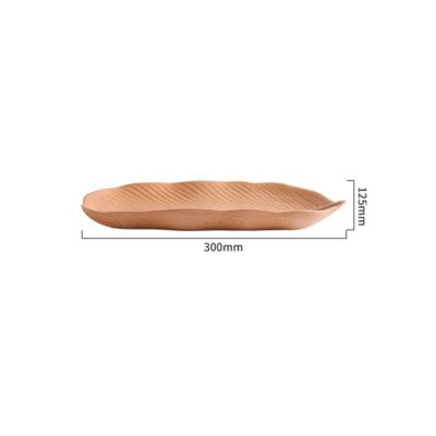 China Sustainable Fruit Snack Wooden Beech Wood Leaf Shape Tray Serving Platter for sale