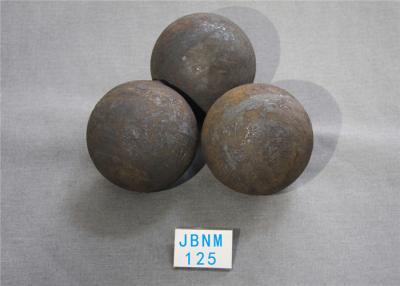 Chine Dureté élevée de meulage 58 de billes d'acier de médias de B3 D 125mm - bille d'acier 59hrc ronde minérale à vendre