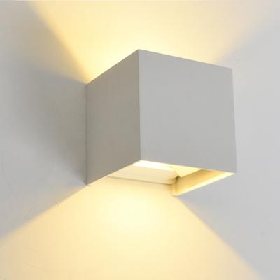 China Modern Zhongshan Recessed Outdoor Lights Motion Sensor Up Down Wall Light Porch Led Indoor Or Outdoor Wall Light Wall Lamps for sale