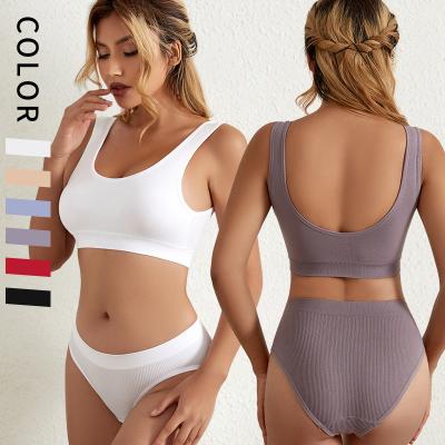 China Sporty underwear set women's rimless vest sports French small chest thin bra large size girl underwear set for sale