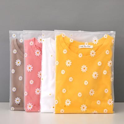 China Disposable PVC / Custom Recyclable Luxury Eva / Pe Packaging Bags For Clothing for sale