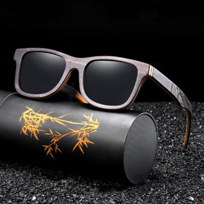 China Fashion Sunglasses Handmade Wooden Sunglasses With Dark Polarized Lenses 100% UVA/UVB Ray Protection for sale