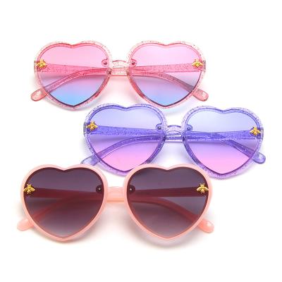 China Fashion sunglasses 2021 glowing powder kids cartoon sunglasses little bee fashion cute glasses with love shape for sale