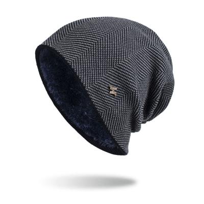 China Brand New H Iron Fleece Lined Men's Hat COMMON Warm Winter Knitted Woolen Fashion New Winter Knitting Hat for sale