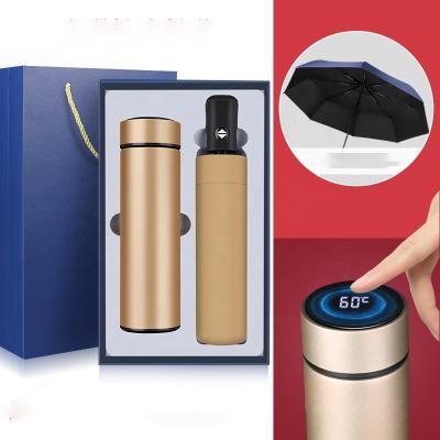 China 500ml Temperature Display Vacuum Flask&atoumatic Switch Umbrella Women Promotional Gifts Set Hot Sale Corporate Business Giveaways for sale