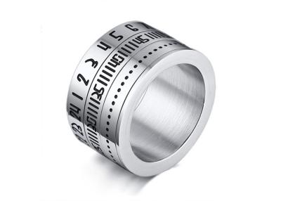 China Anillo rotativo árabe de acero Titanium de Digitaces de los nuevos hombres fronterizos de la tendencia de la venta al por mayor de encargo de la joyería de la moda en venta