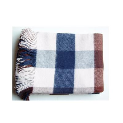 China Perfect Plaid High Quality First Class Fringe Luxury Baby Tartan Wool Goat Adult 100% Woven Blanket for sale