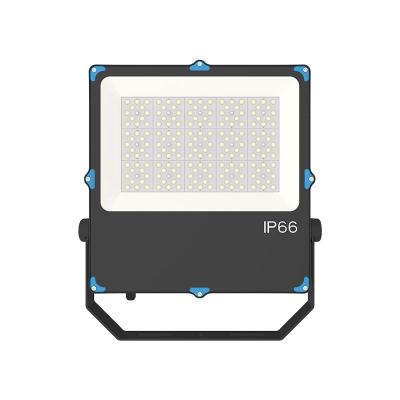 Cina IP65 Proiettore impermeabile Luce esterna di stazione di servizio a LED 30W 50W 100W 200W in vendita