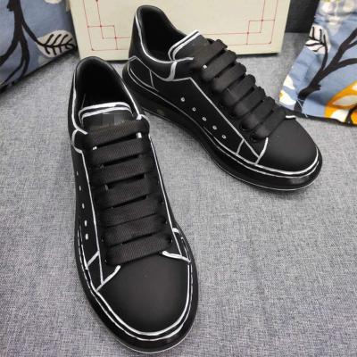 China Cheap and popular fashion trend in durable high cut sale men's PU upper sneakers wholesale thick-soled casual shoes online for sale