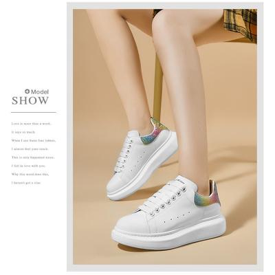 China Lady Girls Comfort Wedge Platform Non Sporty Fashion Trend Women's Walking Shoes Sequin Light Weight Slip Tennis Sneakers for sale