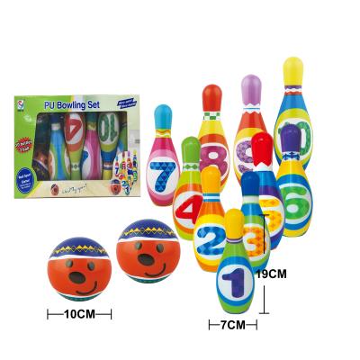 China Colorful Summer Outdoor Game Bowling Set, Solid PU Garden Backyard Bowling Ball Sports Toy For Children 35*11.5*19.5cm for sale