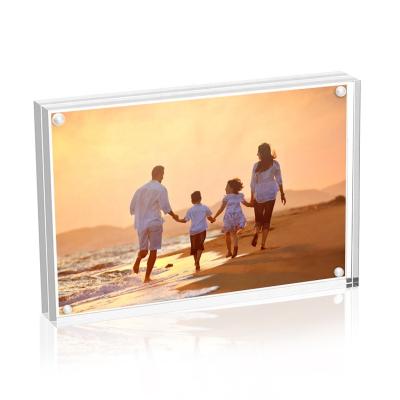 China Individual Show Picture Package 8x10 Photo Frames Acrylic Picture Frames for sale