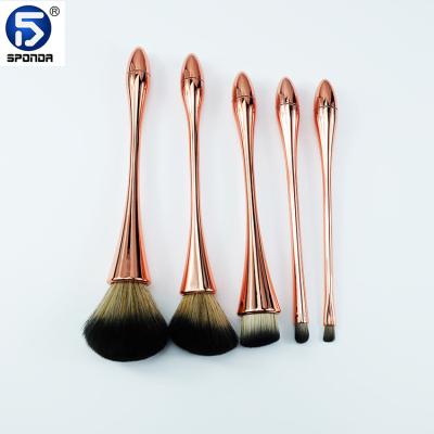 China Angular Blush Premium Synthetic Hair Durable Makeup Brushes for sale