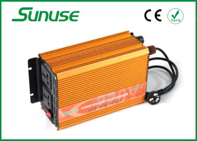 Chine inverseur de la puissance 12V/24V avec le chargeur, inverseur 2000 d'alimentation d'énergie non interruptible de W à vendre