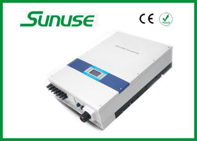 China Bindungs-Solarinverter 360V - 440V wasserdichten IP65-Gitters 50Hz/60Hz mit LCD-Anzeige zu verkaufen