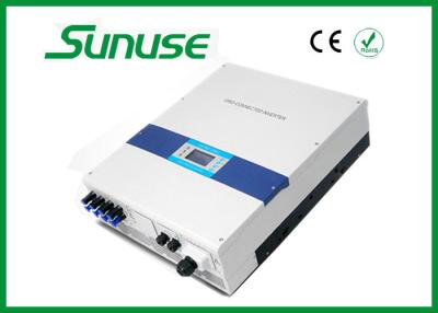 Chine Autoguidez 3 la phase 8000w sur l'inverseur solaire de grille pour le système de picovolte, IP65 imperméable à vendre