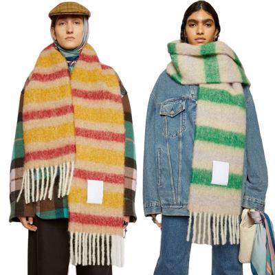 China Factory direct sales 2020 polyester autumn and winter new A with thick shawl tassel neck rainbow plaid female scarf for sale