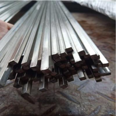 Chine Barre carrée lumineuse ASTM AISI JIS 201 d'acier inoxydable 202 304 316L 310S 410 430 à vendre