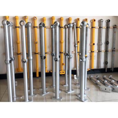 China Modern Anti - Corrosion Galvanized Rack Handrails / Balustrade Staircase Baluster for sale