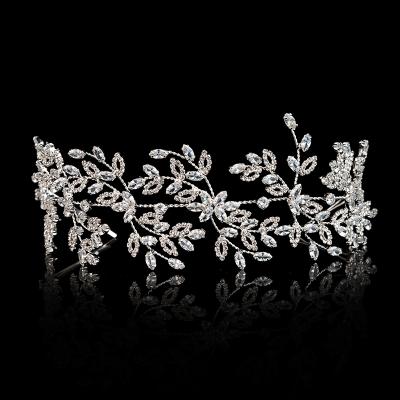 China Echsio Brass Women Charm Tiara Crown Copper Wedding Fine Zircon Sliver Plating Bridal Jewelry Accessories Crown For Gift BC4686 for sale