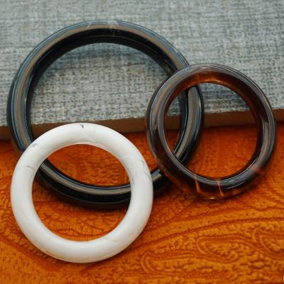 China New Style Resin O-Ring Resin Plastic Round Buckle Adjustable Garment Wholesale Creative Natural Buckle Nickel Free for sale