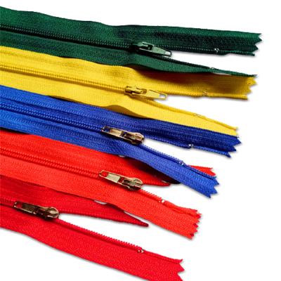 China China Manufacturer Sustainable Professional Multicolor Practical Slider Plastic Nylon Zippers for sale