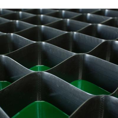 China Smooth HDPE Geocell Grid 100mm 445mm For Slope Stabilization Retaining Wall geocell for sale