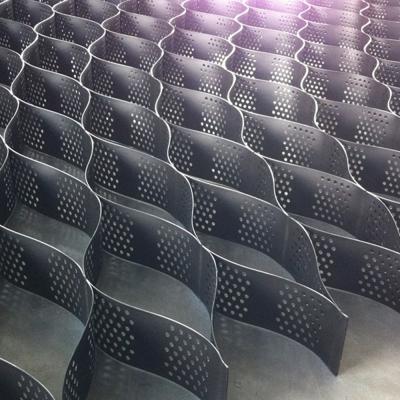 China Smooth Textured Perforated HDPE Geocell 1.5mm Thickness ASTM Standard for Retaining Wall for sale