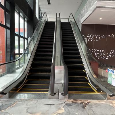 China Modern Hot Passenger Elevator Airport Conveyor Belt 30 Degree And 35 Degree Escalator Lift for sale