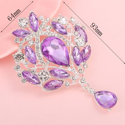 China Popular Custom Design Crystal Accessories Women Jewelry Accessories Phone Case Accessories for sale