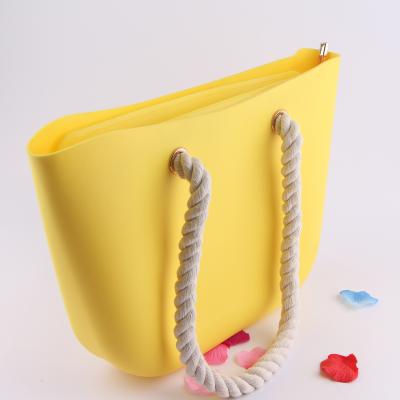 China Working Travel Shopping 2Pcs Simply Charm Bogg Bag Silicone Female Bag Jelly Ribbon Zipper Large Capacity Amazon Band Outdoor Beach Bag for sale